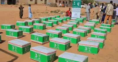 توزيع 310 سلال غذائية من سلمان للإغاثة في الصومال