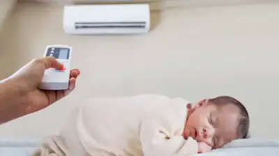 تقرير طبي: ضوابط آمنة لاستخدام المكيف مع الرضع في الصيف