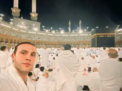 محمد إمام يشارك صورة من الحرم المكي ويدعو لكل مشتاق