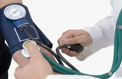 دراسة تحذر: المشروبات السكرية في الطفولة ترفع خطر ضغط الدم 52%