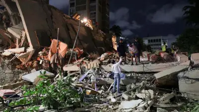 زلزالان بقوة 7.5 درجة يضربان كراكاس ويسفران عن 32 قتيلاً و700 جريح