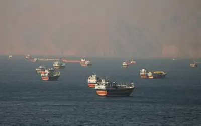 واشنطن: عبور سفن مضيق هرمز مجاني بموجب اتفاق إيران
