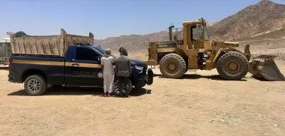ضبط مخالفين لاستغلال الرواسب في منطقة تبوك