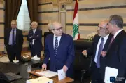 سلام يعلن بدء انتشار الجيش اللبناني جنوباً ويؤكد الالتزام بالقرار 1701
