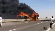 مصرع 21 شخصاً بحادث انقلاب حافلة زائرين واحتراقها في ذي قار