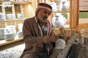 عسير تحتضن 635 حرفياً و338 ترخيصاً لتعزيز الموروث الثقافي في 2025