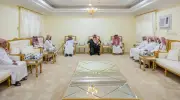 نائب أمير الجوف يعزي الرويلي في وفاة والدته