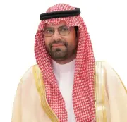 أمير القصيم يفتتح مشاريع تنموية ويطلع على احتياجات المواطنين