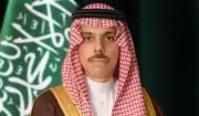 فيصل بن فرحان يبحث مع وزير خارجية قطر مستجدات الأوضاع الإقليمية