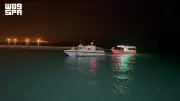حرس الحدود بينبع ينقذ مواطنين تعطلت واسطتهما البحرية في عرض البحر