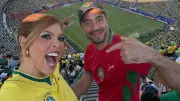 المؤثرة البرازيلية ماريا مينيزيس تعثر على المشجع المغربي 