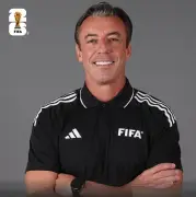 الحكم البرازيلي كلاوس يقود مباراة السعودية وإسبانيا في كأس العالم 2026
