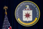 فضيحة تهز CIA: العثور على 303 سبائك ذهبية و2 مليون دولار بمنزل ضابط سابق