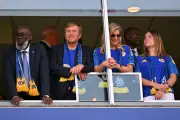 الملك الهولندي يحتفل بأول نقطة لكوراساو في كأس العالم