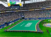 فيفا يرفع العلم السعودي في مباراة أوروغواي احتراماً لراية التوحيد