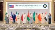 الخليج وأمريكا يرفضان السلاح النووي الإيراني ويسعيان لفتح مضيق هرمز