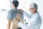 اختبار التثقيف الصحي شرط للحصول على الشهادة الصحية للعاملين في الغذاء