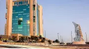 ضبط 1330 كجم من التبغ المجهول في جدة وإغلاق الموقع المخالف