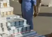الكويت تحبط تهريب 210 كرز سجائر عبر منفذ النويصيب وتضبط خليجياً
