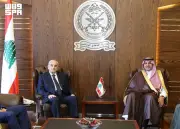وزير الدفاع اللبناني يبحث التطورات مع السفير السعودي