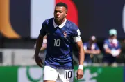 كيليان مبابي يصبح الهداف التاريخي لمنتخب فرنسا بـ 58 هدفاً