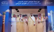 وزير الحج والعمرة يشارك في أولى رحلات طيران الرياض الداخلية إلى جدة