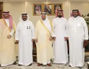 أمير نجران يمنح وسام الملك عبدالعزيز لمتبرعين بالكلى