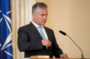 الرئيس الروماني يرشح أدريان فيستيا لمنصب رئيس الوزراء