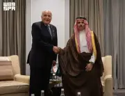 وزير الخارجية السعودي يبحث مع نظيره الجزائري التطورات الإقليمية
