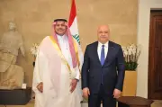 السفير السعودي يقدم أوراق اعتماده لرئيس لبنان