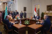 وزير الخارجية السعودي يشارك في اجتماع رباعي بالقاهرة حول السودان وليبيا