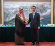 وزير الخارجية يبحث مع نائب الرئيس الصيني مستجدات الأوضاع الإقليمية
