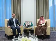 وزير الخارجية يلتقي نظيره السوري في عمّان لبحث العلاقات والجهود الإقليمية