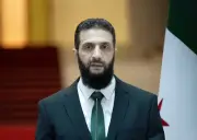 الشرع ينفي صحة ما يشاع عن دخول سوريا إلى لبنان ويوضح أولويات ترسيم الحدود