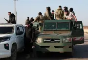 مقتل جنديين سوريين في هجوم مسلح قرب منبج بريف حلب