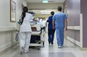 بريطانيا تحذر: 400 إصابة أسبوعياً بعدوى مقاومة للمضادات الحيوية