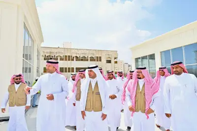 أمير الباحة يطلق مشاريع بلدية وإسكانية بـ1.67 مليار ريال