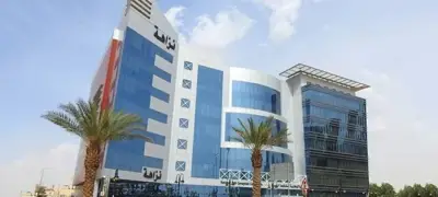 هيئة مكافحة الفساد تحقق مع 385 مشتبهاً بينهم موظفون في 5 وزارات