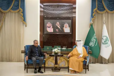 نائب أمير مكة يستقبل وزير الداخلية الباكستاني ويبارك اتفاقية الكريكت
