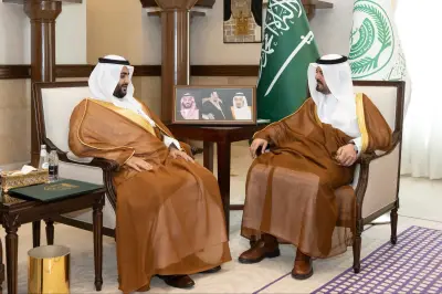 نائب أمير مكة يطلع على تطوير الخدمات القضائية من رئيس المحكمة الجزائية