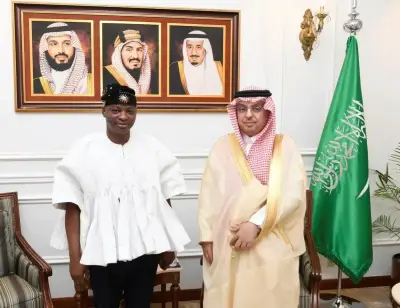 مدير فرع الخارجية بمكة يستقبل القنصل العام الغاني