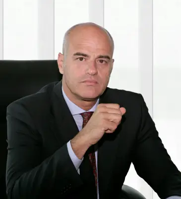 إيني: سوق النفط ستخرج من نطاق 80-100 دولار بحلول 2027