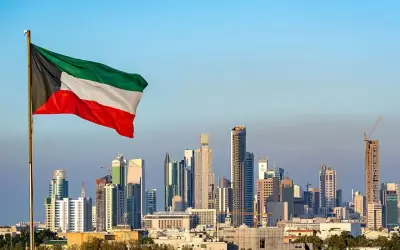 الكويت تحبط هجوماً إيرانياً بـ4 صواريخ و10 مسيرات وإصابة شخص واحد