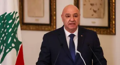 الرئيس اللبناني ينفي إقالة قائد الجيش ويؤكد اتفاق الإطار مع الاحتلال