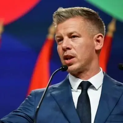 تصعيد سياسي في المجر: حكومة ماجيار تدفع نحو عزل الرئيس سوليوك