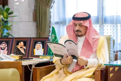 أمير الرياض يطلع على إنجازات أول كرسي بحثي للذكاء الاصطناعي بجامعة شقراء