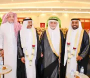 الكاتب عبده خال يحتفل بزواج نجله معد في جدة بحضور الإعلاميين