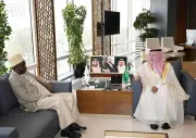 الربيعة يبحث مع سفير جزر القمر التعاون الإغاثي والإنساني