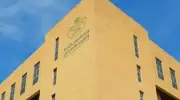 استثناءات من المقابل المالي لمحلات الـ24 ساعة لأنشطة حيوية