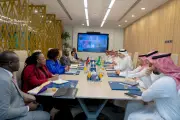 وزير العمل الكيني يزور تكامل القابضة للاطلاع على حلول سوق العمل الرقمية
